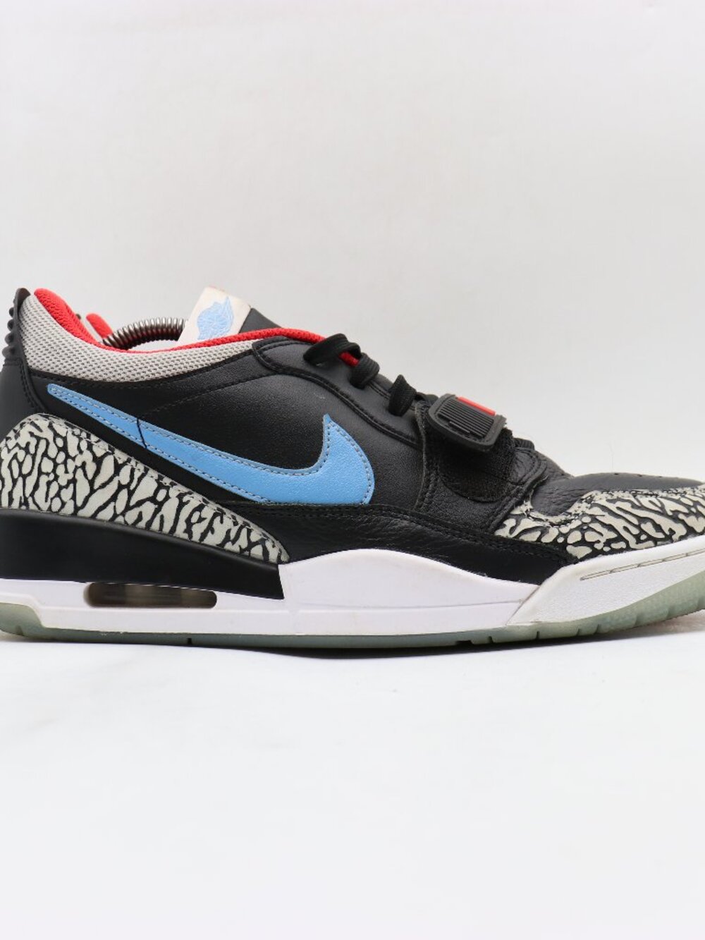 Nike Air Jordan Legacy 312 Men's 10.5 Black Walking Lifestyle Athletic Sneakers